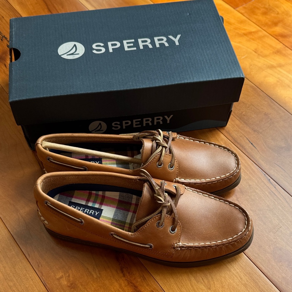 Sperry Classic Tan Leather Boat Shoes Sz 8